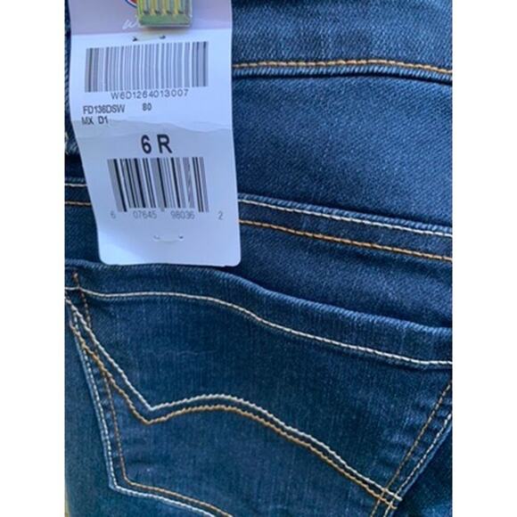 NEW NWT Dickie's Relaxed Fit Dark Wash Stretch Straight Leg Jeans Size 6 - Picture 5 of 8